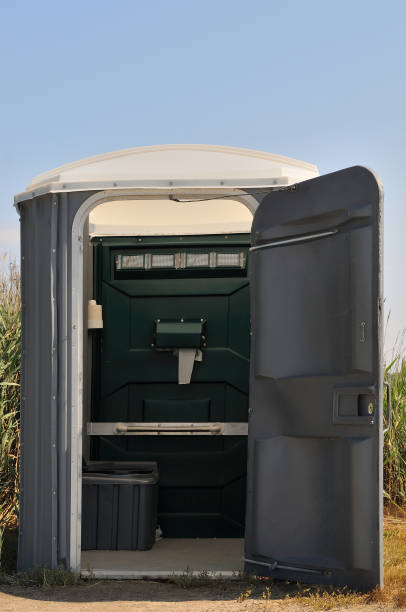Best Temporary restroom rental  in Line Acres, MO